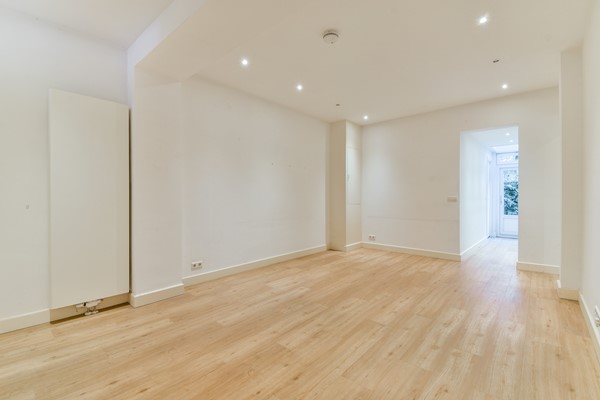 Photo - For sale: Pieter van der Doesstraat 40H, 1056 VH Amsterdam